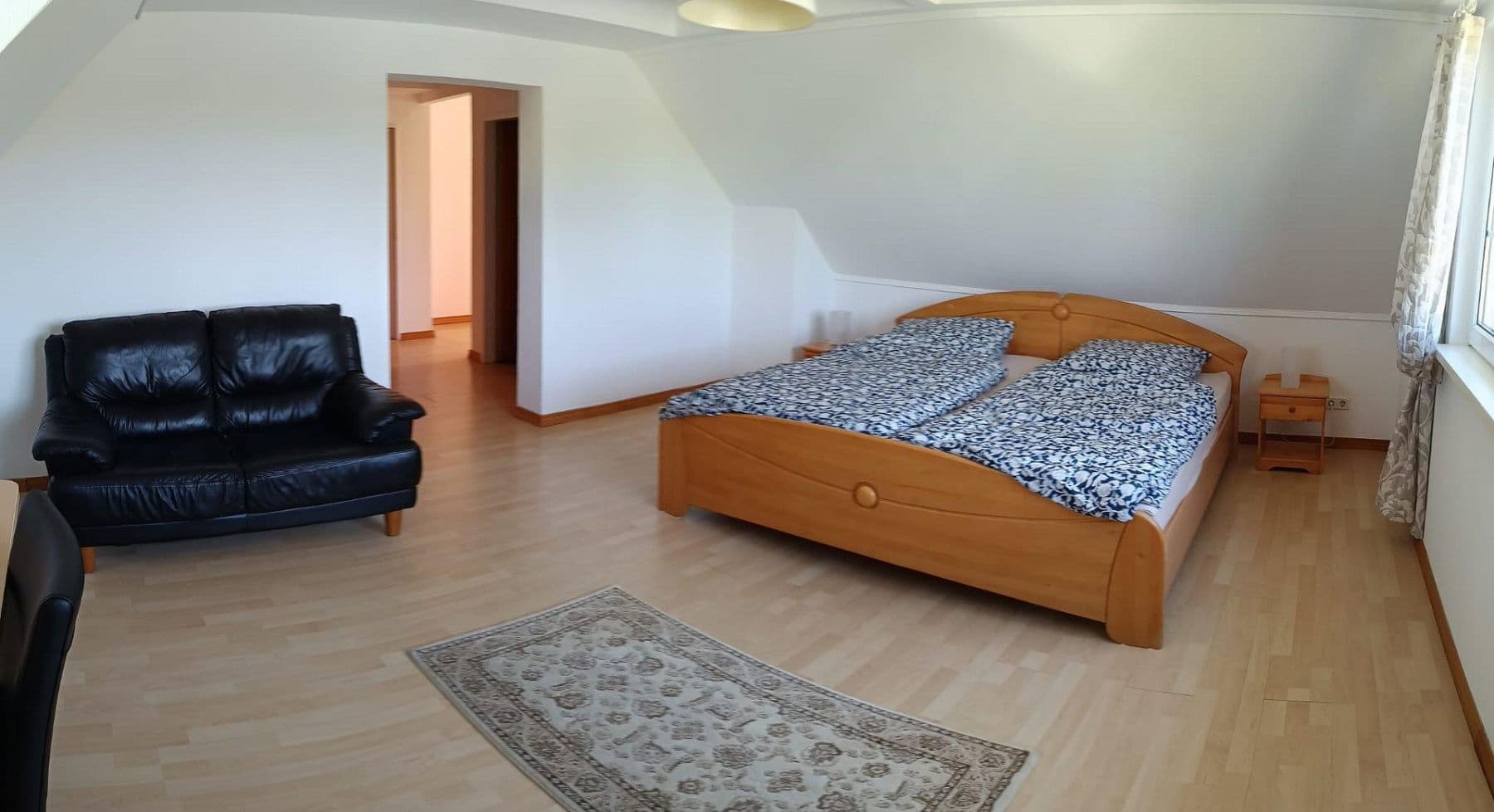 Pronájem bytu 3+1 109 m², Berlin, Berlín Pronájem bytu 3+1 109 m², Berlin, Berlín