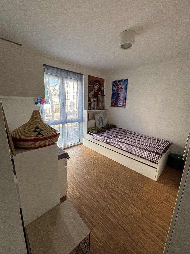 Pronájem bytu 1+1 28 m², Luxemburger Allee 4, Idstein, Hessen Pronájem bytu 1+1 28 m², Luxemburger Allee 4, Idstein, Hessen