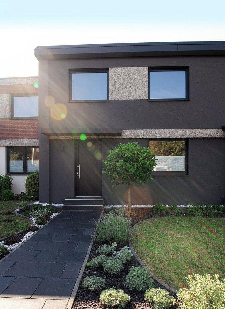 Prodej domu 120 m², pozemek 255 m², Gröditzberg 39, Solingen, Severní Porýní-Vestfálsko Prodej domu 120 m², pozemek 255 m², Gröditzberg 39, Solingen, Severní Porýní-Vestfálsko