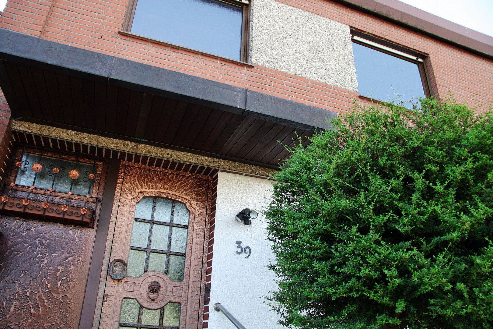Prodej domu 120 m², pozemek 255 m², Gröditzberg 39, Solingen, Severní Porýní-Vestfálsko Prodej domu 120 m², pozemek 255 m², Gröditzberg 39, Solingen, Severní Porýní-Vestfálsko