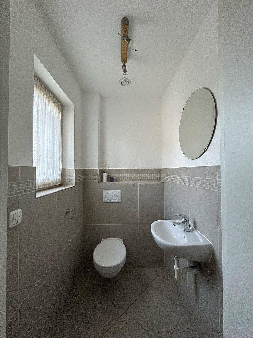 Prodej domu 165 m², pozemek 348 m², Sauerlach, Bavorsko Prodej domu 165 m², pozemek 348 m², Sauerlach, Bavorsko