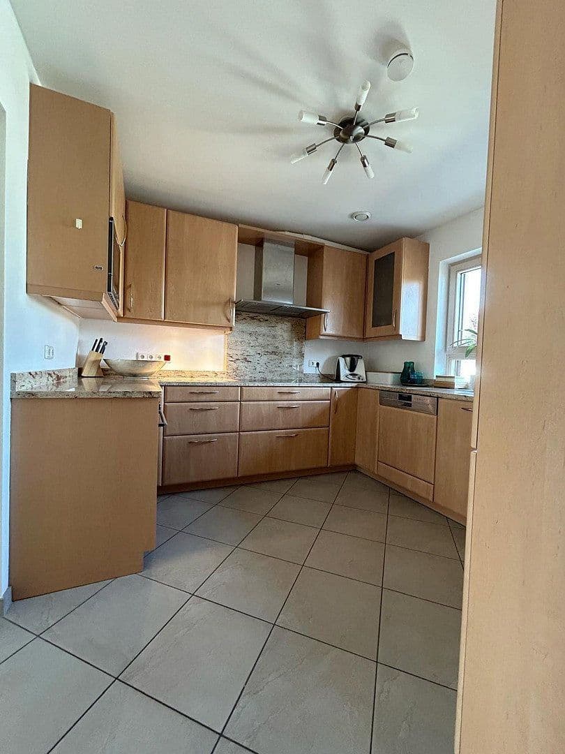 Prodej domu 165 m², pozemek 348 m², Sauerlach, Bavorsko Prodej domu 165 m², pozemek 348 m², Sauerlach, Bavorsko