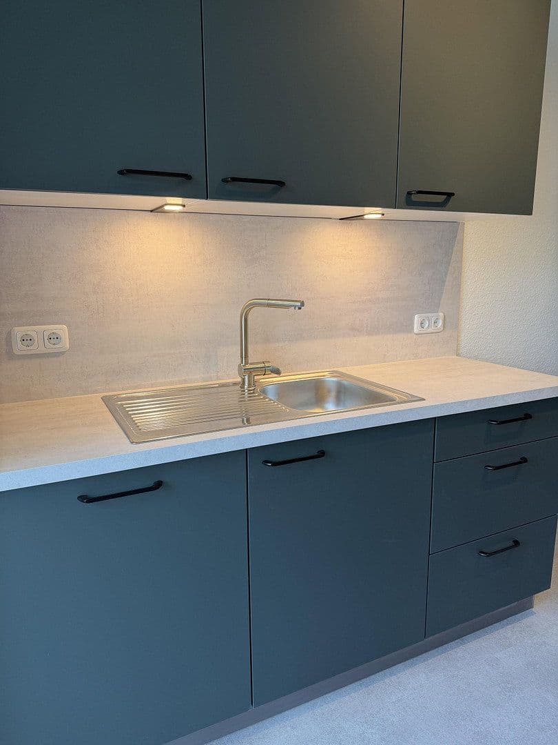 Pronájem bytu 3+1 70 m², Klosterbachstraße 16, Rostock, Mecklenburg-Vorpommern Pronájem bytu 3+1 70 m², Klosterbachstraße 16, Rostock, Mecklenburg-Vorpommern