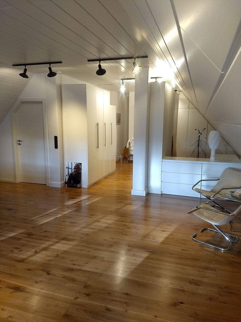 Prodej domu 250 m², pozemek 2.104 m², Uchte, Dolní Sasko Prodej domu 250 m², pozemek 2.104 m², Uchte, Dolní Sasko