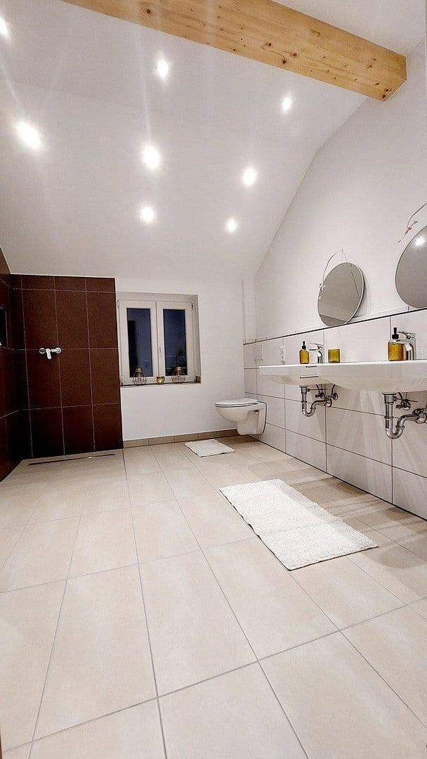 Pronájem bytu 4+1 130 m², Göppingen, Bádensko-Württembersko Pronájem bytu 4+1 130 m², Göppingen, Bádensko-Württembersko