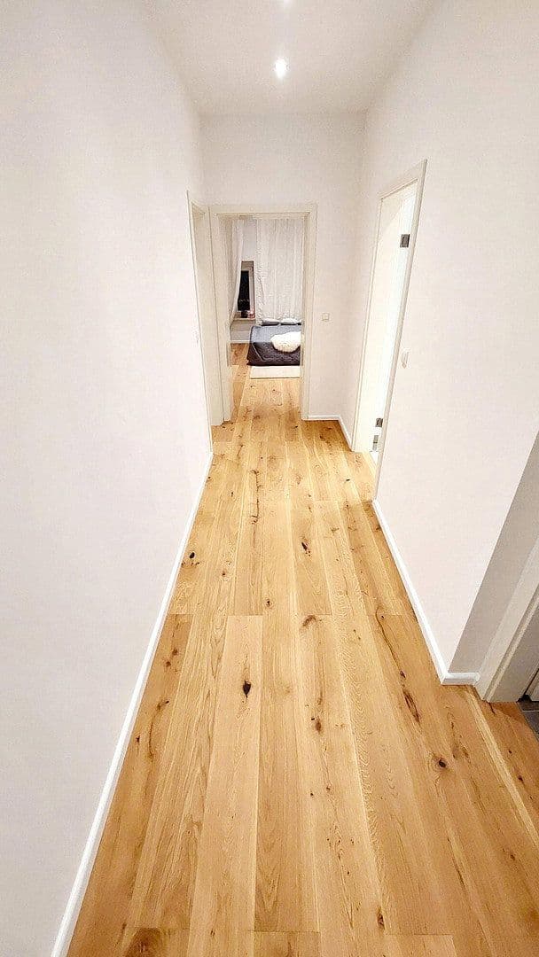 Pronájem bytu 4+1 130 m², Göppingen, Bádensko-Württembersko Pronájem bytu 4+1 130 m², Göppingen, Bádensko-Württembersko