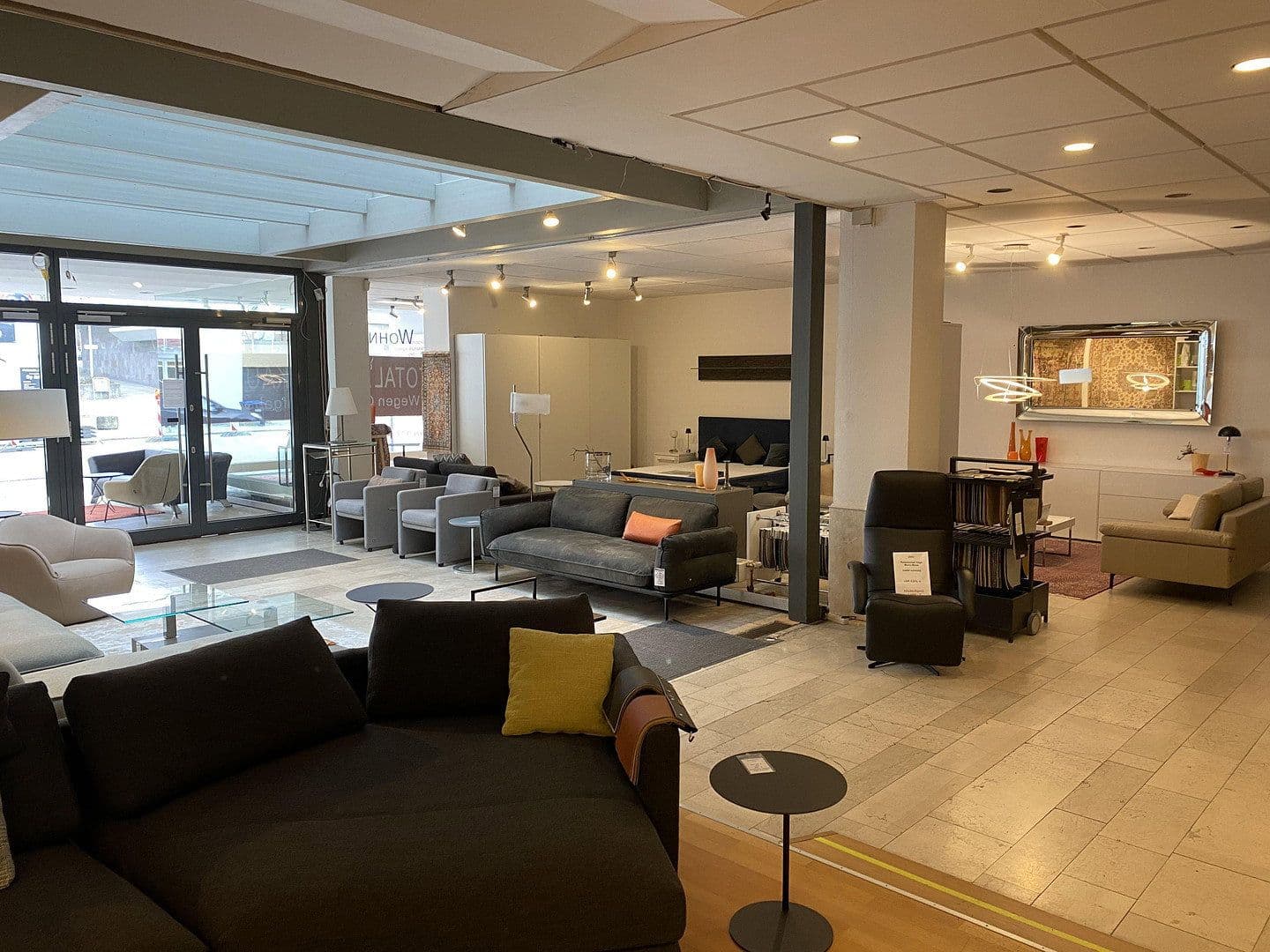 Prodej nebytového prostoru 686 m², Geislinger Str.4 + Gartenstraße 25, Göppingen, Bádensko-Württembersko Prodej nebytového prostoru 686 m², Geislinger Str.4 + Gartenstraße 25, Göppingen, Bádensko-Württembersko