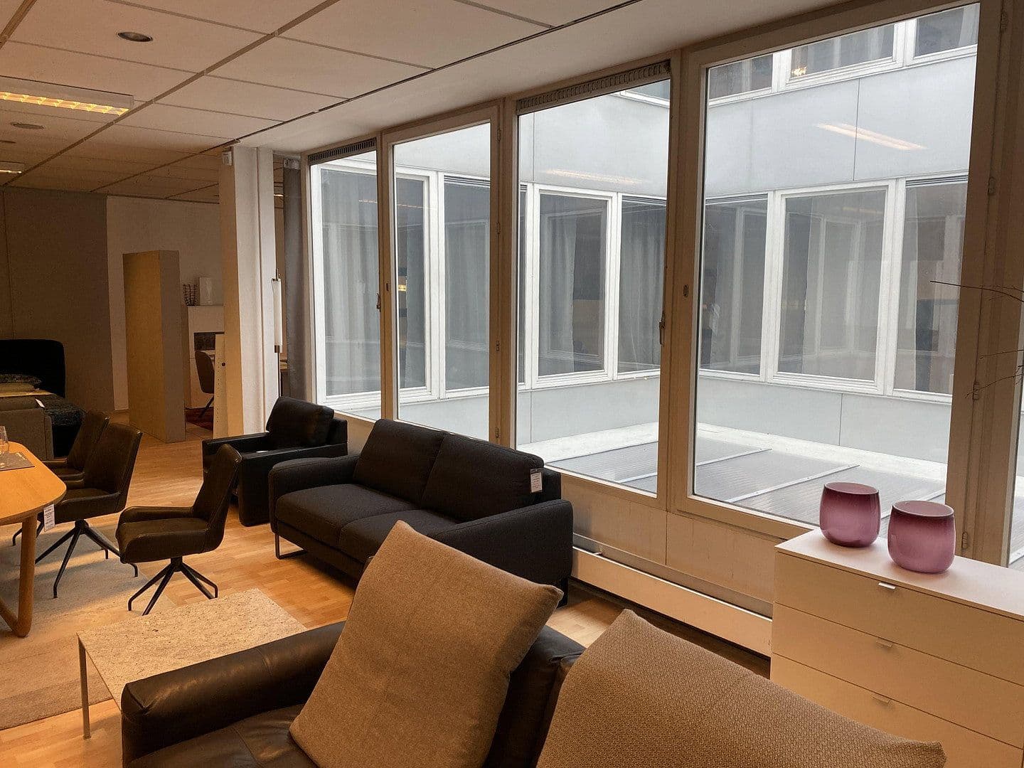 Prodej nebytového prostoru 686 m², Geislinger Str.4 + Gartenstraße 25, Göppingen, Bádensko-Württembersko Prodej nebytového prostoru 686 m², Geislinger Str.4 + Gartenstraße 25, Göppingen, Bádensko-Württembersko