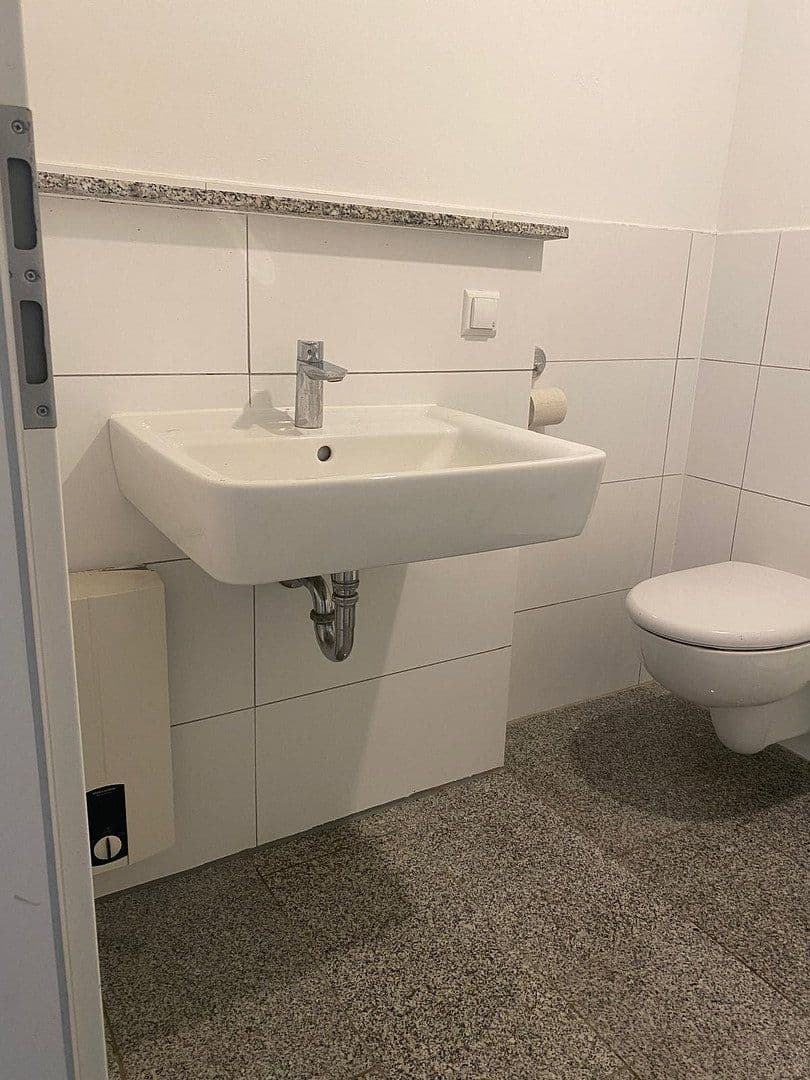 Pronájem bytu 3+kk 65 m², Dorstener Straße 33, Gelsenkirchen, Severní Porýní-Vestfálsko Pronájem bytu 3+kk 65 m², Dorstener Straße 33, Gelsenkirchen, Severní Porýní-Vestfálsko
