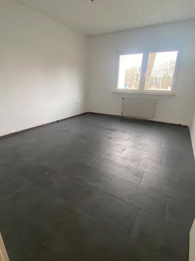 Pronájem bytu 3+kk 65 m², Dorstener Straße 33, Gelsenkirchen, Severní Porýní-Vestfálsko Pronájem bytu 3+kk 65 m², Dorstener Straße 33, Gelsenkirchen, Severní Porýní-Vestfálsko
