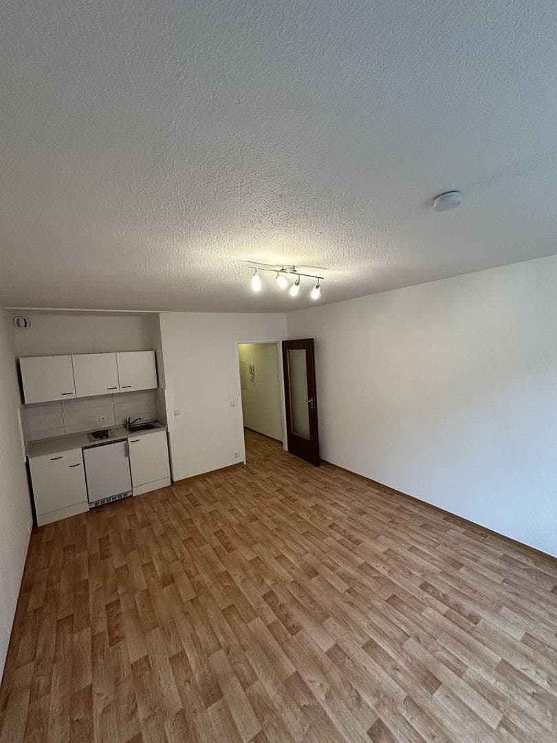 Pronájem bytu 1+1 25 m², Nürnberg, Bavorsko Pronájem bytu 1+1 25 m², Nürnberg, Bavorsko