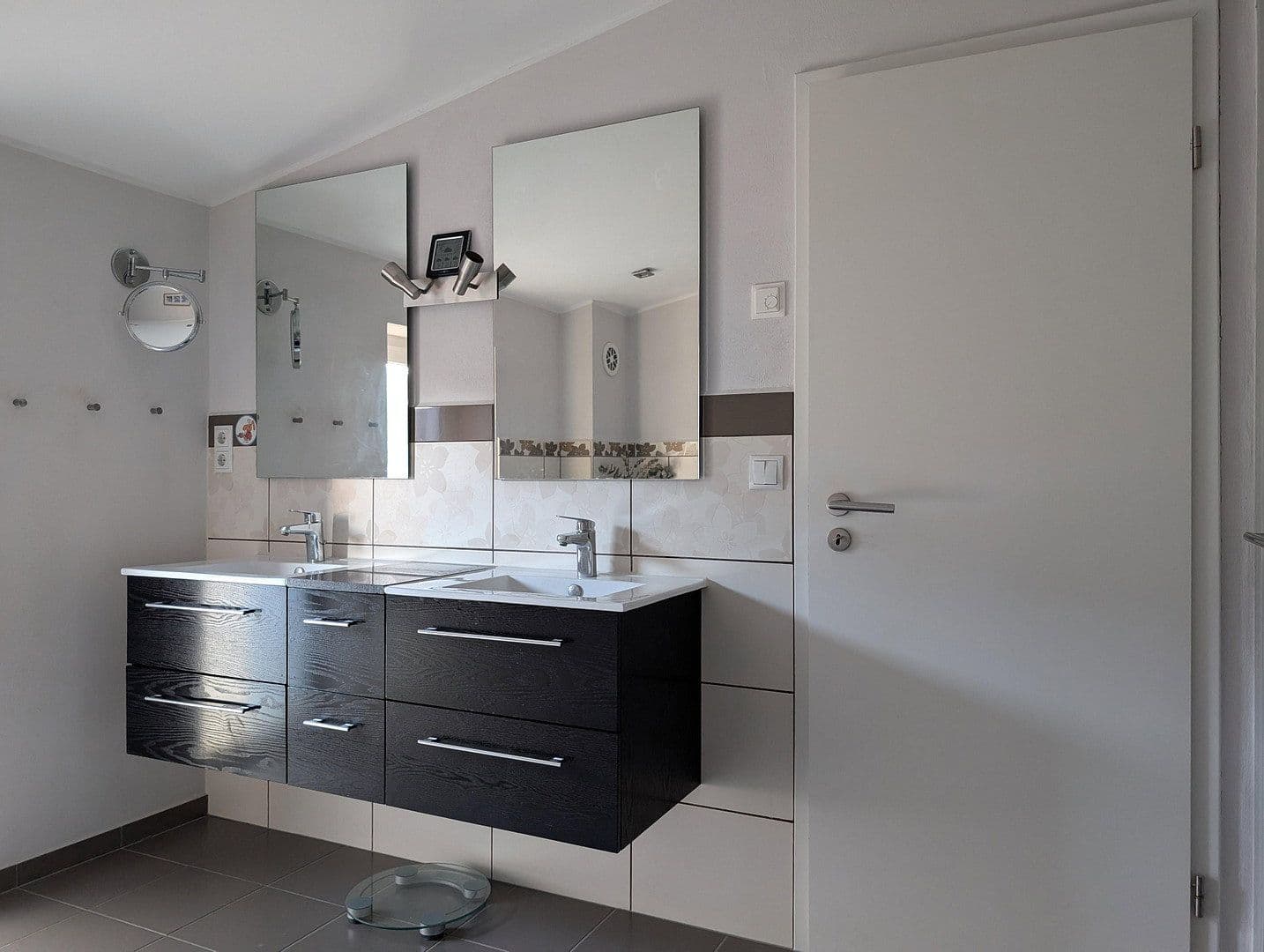 Prodej domu 180 m², pozemek 1.474 m², Pantelitz, Mecklenburg-Vorpommern Prodej domu 180 m², pozemek 1.474 m², Pantelitz, Mecklenburg-Vorpommern