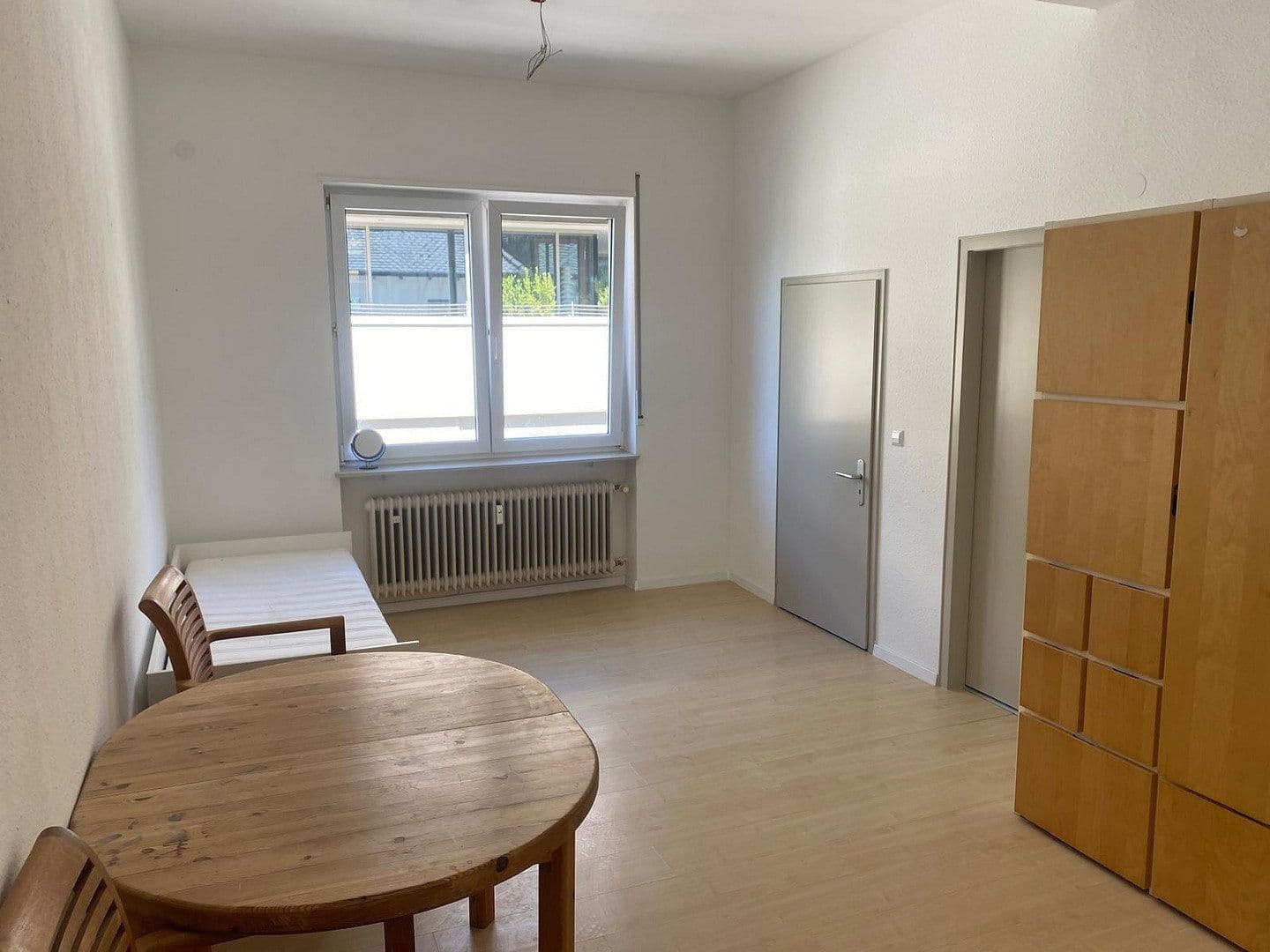 Pronájem bytu 1+1 40 m², Hünerbergweg 9a, Lörrach, Bádensko-Württembersko Pronájem bytu 1+1 40 m², Hünerbergweg 9a, Lörrach, Bádensko-Württembersko