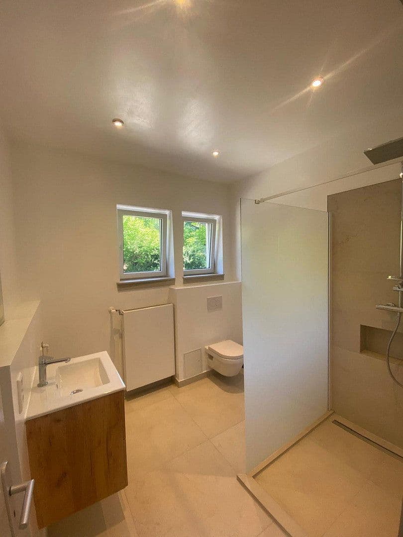 Pronájem bytu 1+1 40 m², Hünerbergweg 9a, Lörrach, Bádensko-Württembersko Pronájem bytu 1+1 40 m², Hünerbergweg 9a, Lörrach, Bádensko-Württembersko