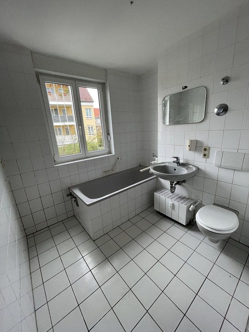 Prodej bytu 3+1 77 m², Zum Heiderand 30, Dresden -Weißig, Sasko Prodej bytu 3+1 77 m², Zum Heiderand 30, Dresden -Weißig, Sasko