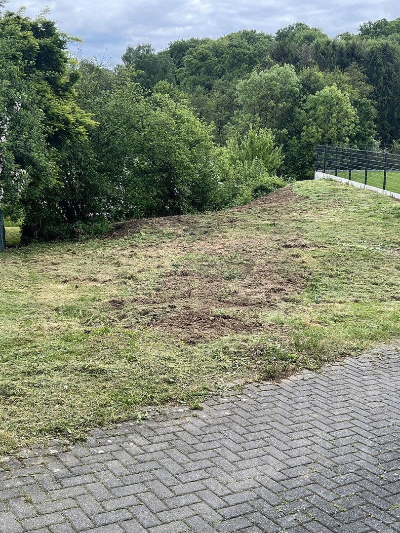 Prodej pozemku 572 m², Neuer Graben 2A, Neunkirchen-Seelscheid, Severní Porýní-Vestfálsko Prodej pozemku 572 m², Neuer Graben 2A, Neunkirchen-Seelscheid, Severní Porýní-Vestfálsko