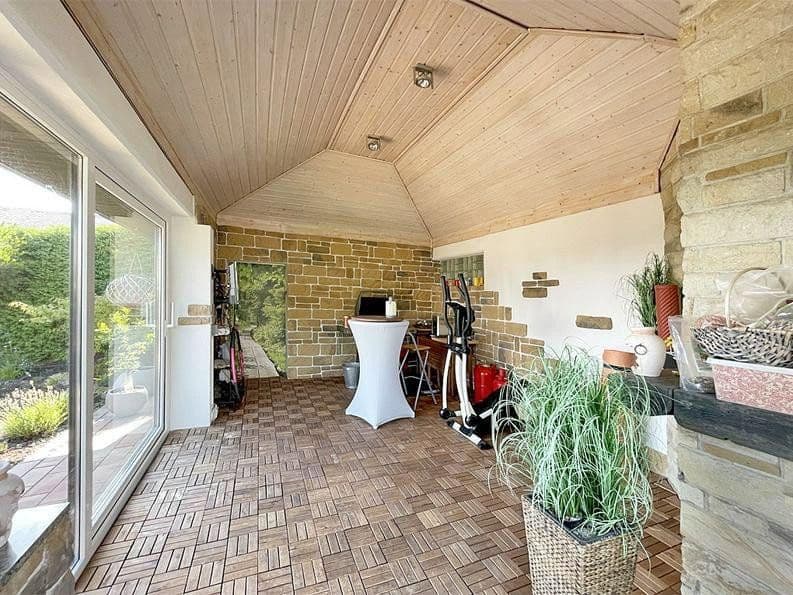 Prodej domu 224 m², pozemek 1.166 m², Winden, Porýní-Falc Prodej domu 224 m², pozemek 1.166 m², Winden, Porýní-Falc