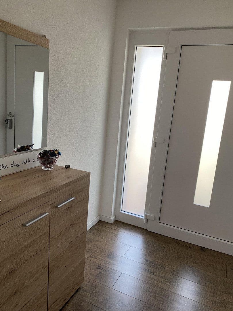 Prodej domu 100 m², pozemek 2.021 m², Gadebusch, Mecklenburg-Vorpommern Prodej domu 100 m², pozemek 2.021 m², Gadebusch, Mecklenburg-Vorpommern