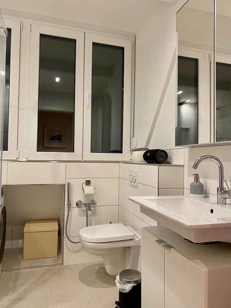 Pronájem bytu 2+1 79 m², München, Bavorsko Pronájem bytu 2+1 79 m², München, Bavorsko