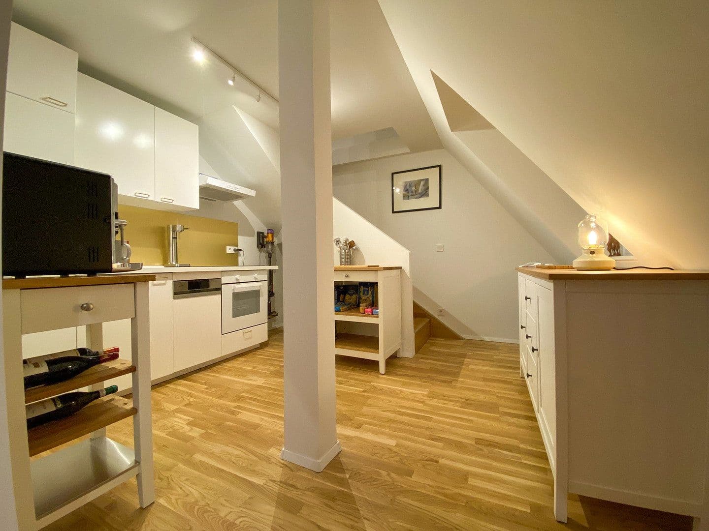 Pronájem bytu 2+1 79 m², München, Bavorsko Pronájem bytu 2+1 79 m², München, Bavorsko