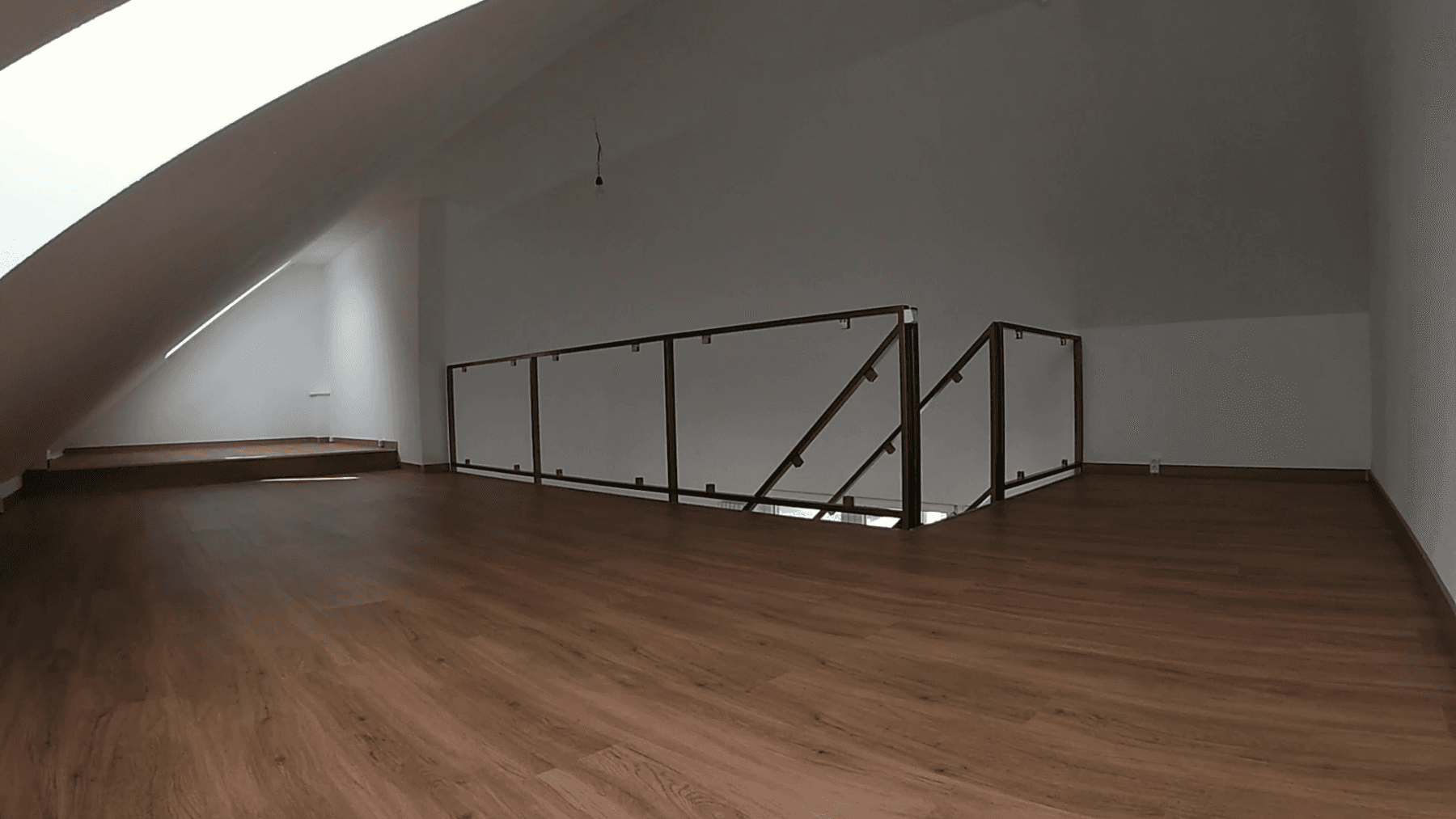 Pronájem bytu 1+1 85 m², Eisenbahnstraße 38, Werder (Havel), Braniborsko Pronájem bytu 1+1 85 m², Eisenbahnstraße 38, Werder (Havel), Braniborsko