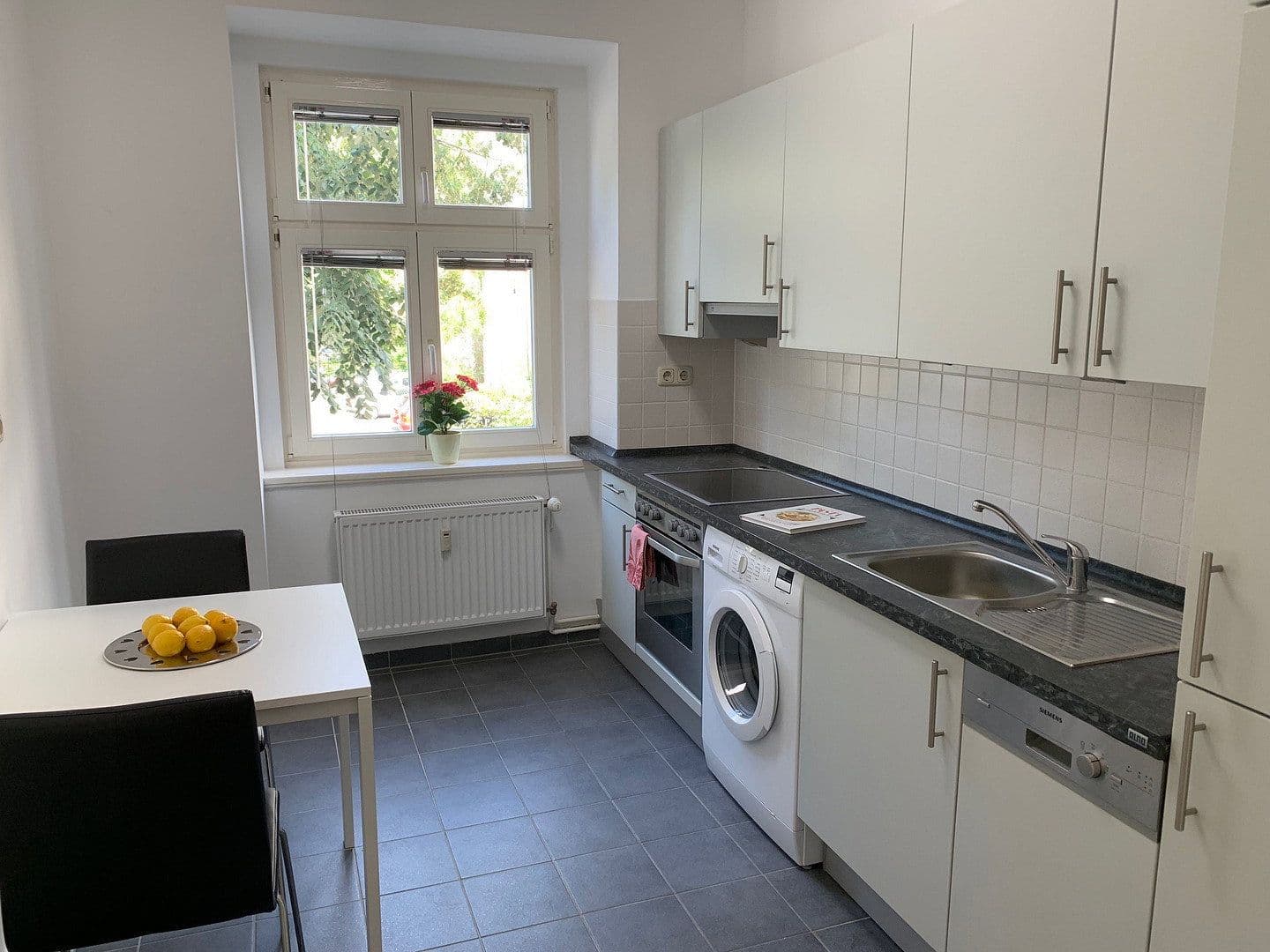 Pronájem bytu 2+1 57 m², Wartburgstraße 29, Berlin, Berlín Pronájem bytu 2+1 57 m², Wartburgstraße 29, Berlin, Berlín