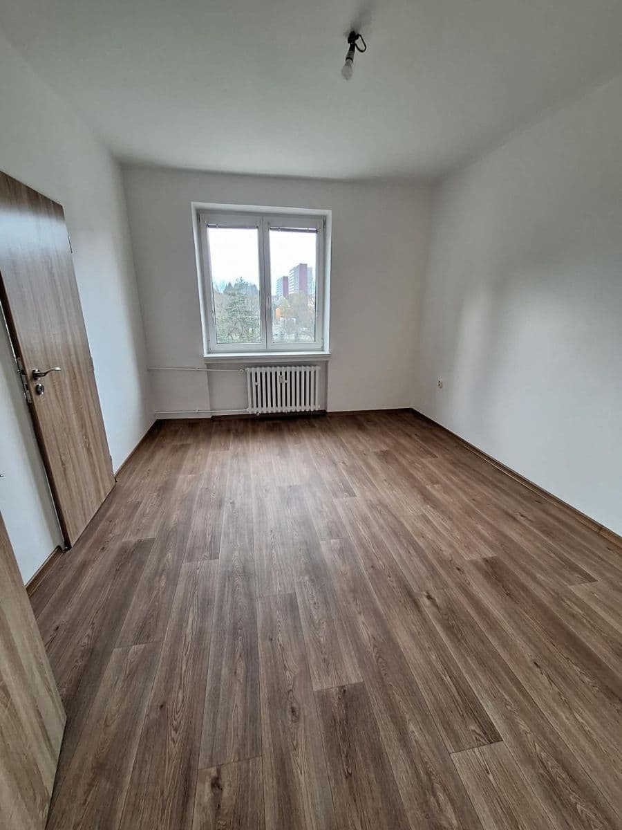 Pronájem bytu 2+1 52 m², Svatopluka Čecha, Brno, Jihomoravský kraj Pronájem bytu 2+1 52 m², Svatopluka Čecha, Brno, Jihomoravský kraj