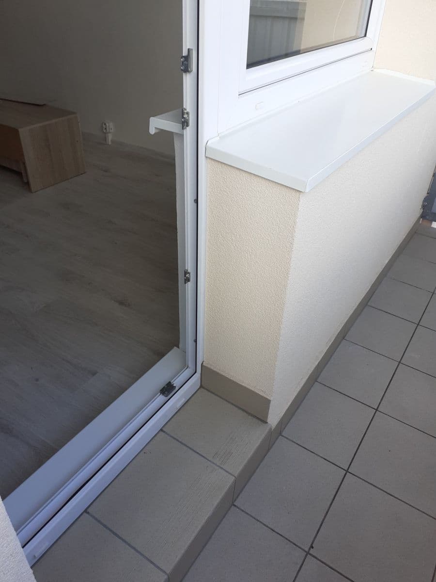 Pronájem bytu 1+1 35 m², Hraniční, Olomouc, Olomoucký kraj Pronájem bytu 1+1 35 m², Hraniční, Olomouc, Olomoucký kraj