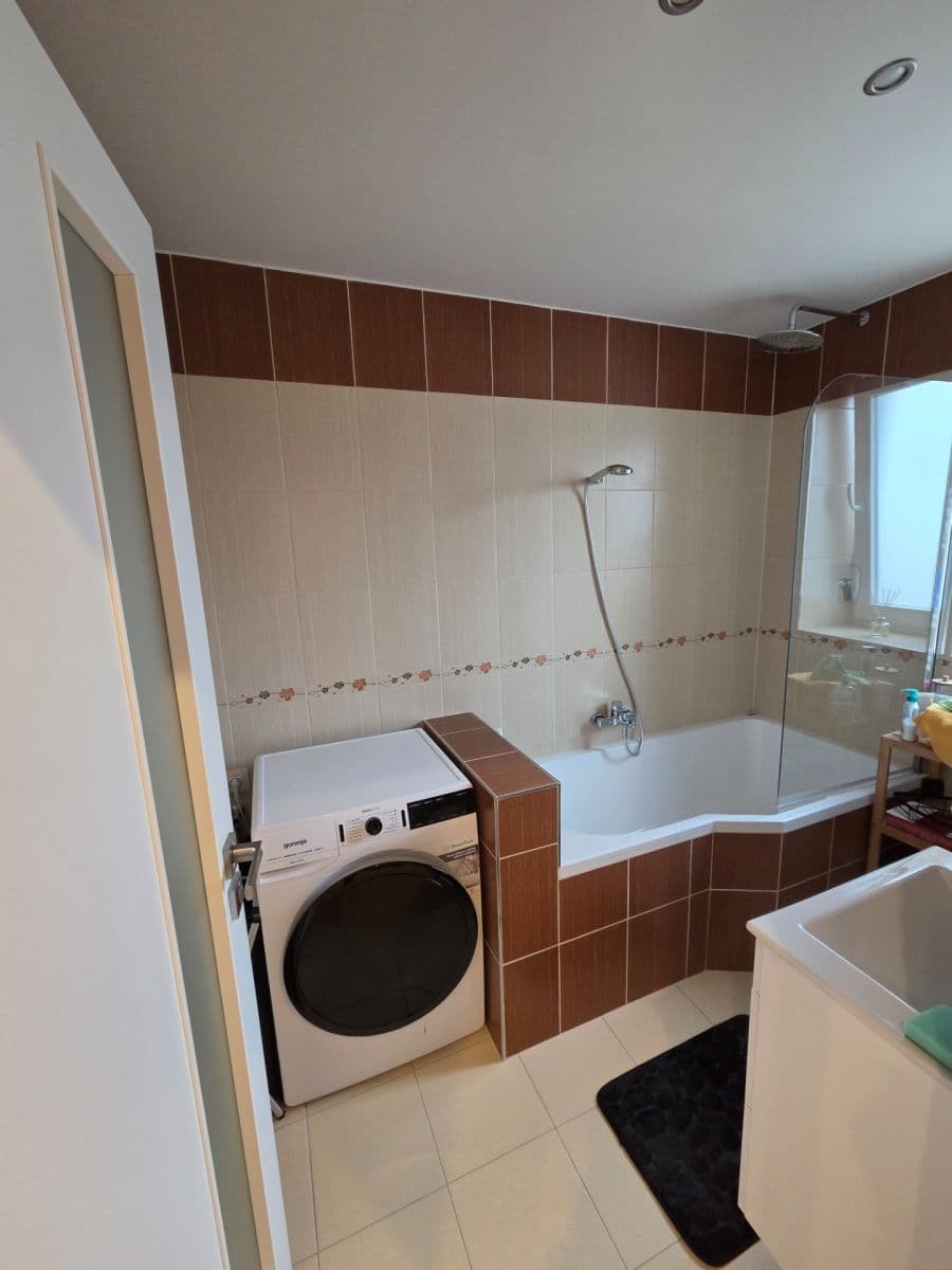 Pronájem bytu 2+1 54 m², Husova, Strakonice, Jihočeský kraj Pronájem bytu 2+1 54 m², Husova, Strakonice, Jihočeský kraj