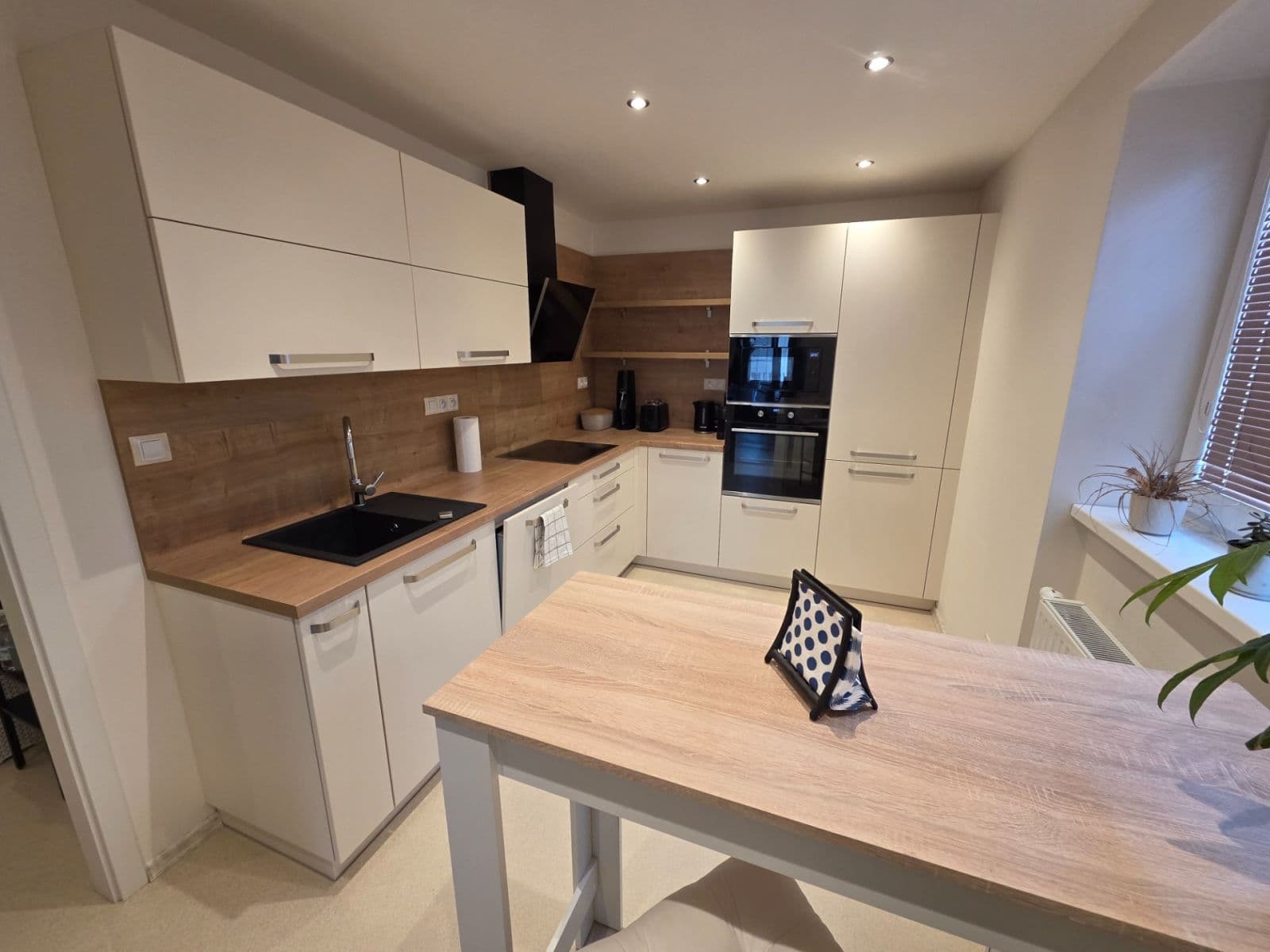 Pronájem bytu 2+1 54 m², Husova, Strakonice, Jihočeský kraj Pronájem bytu 2+1 54 m², Husova, Strakonice, Jihočeský kraj