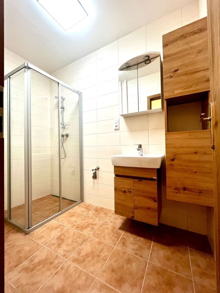 Pronájem bytu 2+1 51 m², Bendlova, Česká Lípa, Liberecký kraj Pronájem bytu 2+1 51 m², Bendlova, Česká Lípa, Liberecký kraj