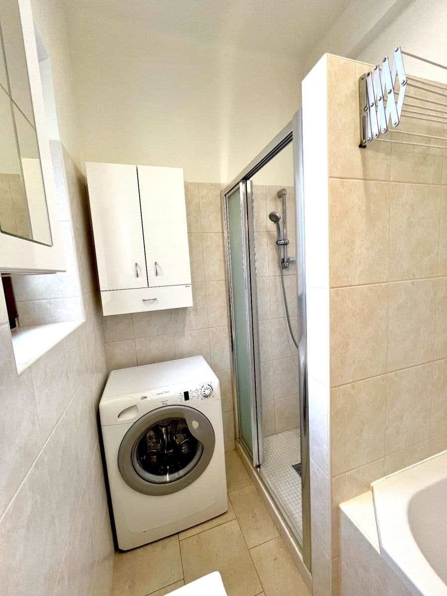 Pronájem bytu 3+1 85 m², Za Humny, Praha, Praha Pronájem bytu 3+1 85 m², Za Humny, Praha, Praha