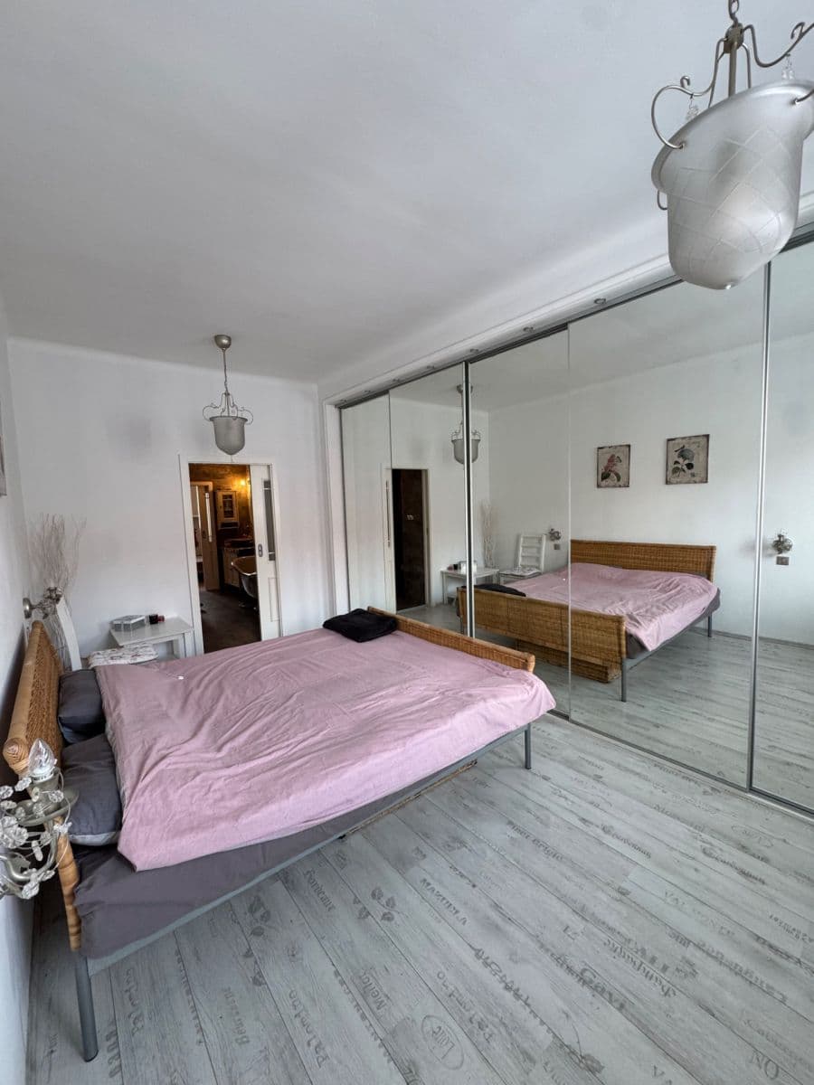 Pronájem bytu 3+1 80 m², Pivovarnická, Praha, Praha Pronájem bytu 3+1 80 m², Pivovarnická, Praha, Praha