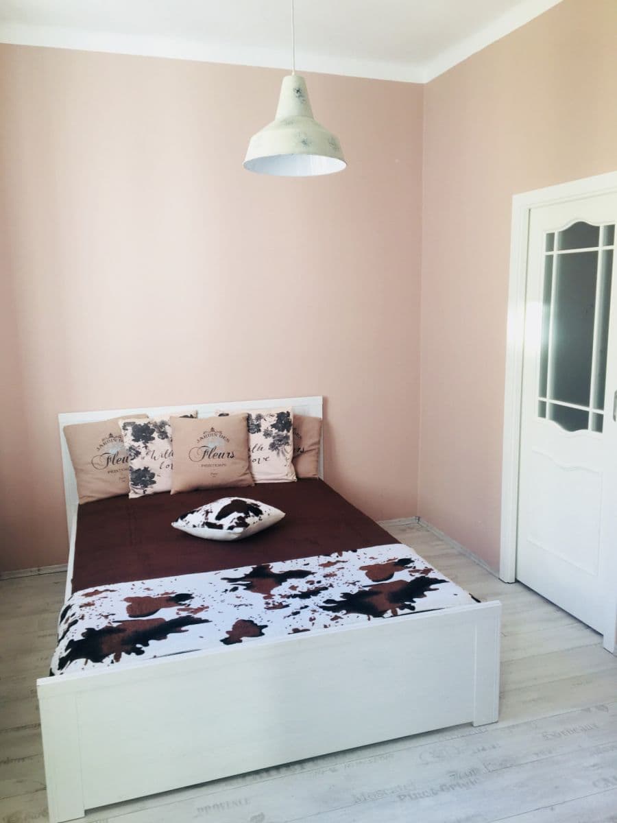 Pronájem bytu 3+1 80 m², Pivovarnická, Praha, Praha Pronájem bytu 3+1 80 m², Pivovarnická, Praha, Praha