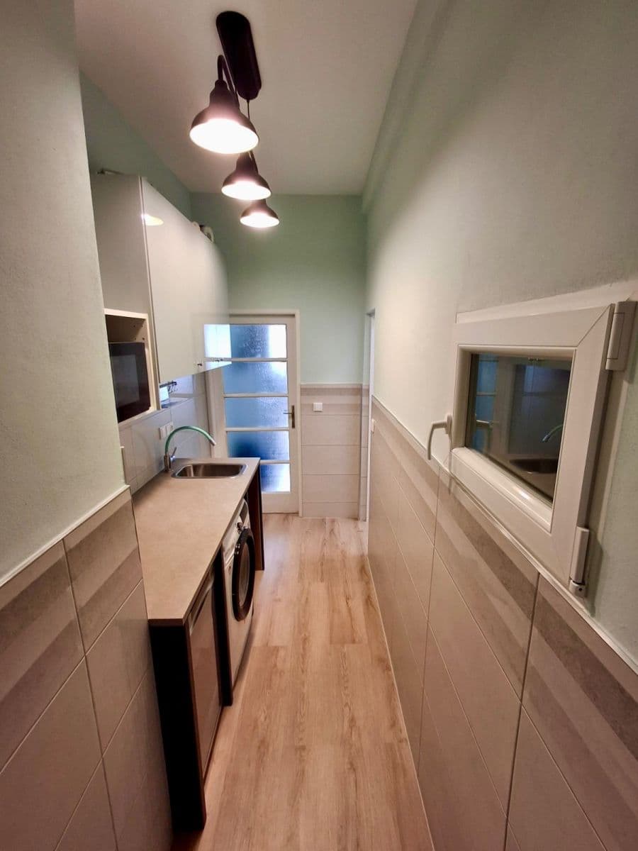 Pronájem bytu 1+kk 24 m², V Horní Stromce, Praha, Praha Pronájem bytu 1+kk 24 m², V Horní Stromce, Praha, Praha