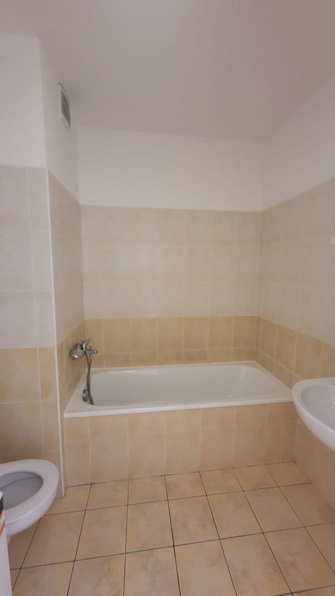 Pronájem bytu 1+kk 30 m², Pešlova, Praha, Praha Pronájem bytu 1+kk 30 m², Pešlova, Praha, Praha