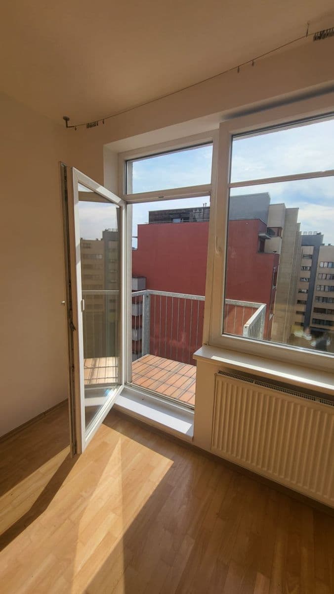 Pronájem bytu 1+kk 30 m², Pešlova, Praha, Praha Pronájem bytu 1+kk 30 m², Pešlova, Praha, Praha
