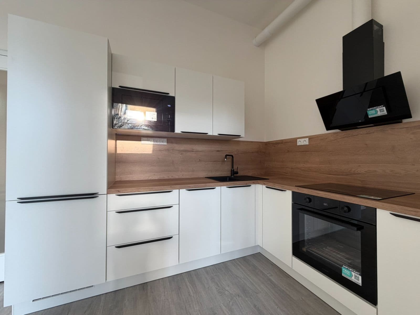Pronájem bytu 2+kk 57 m², Malešická, Praha, Praha Pronájem bytu 2+kk 57 m², Malešická, Praha, Praha
