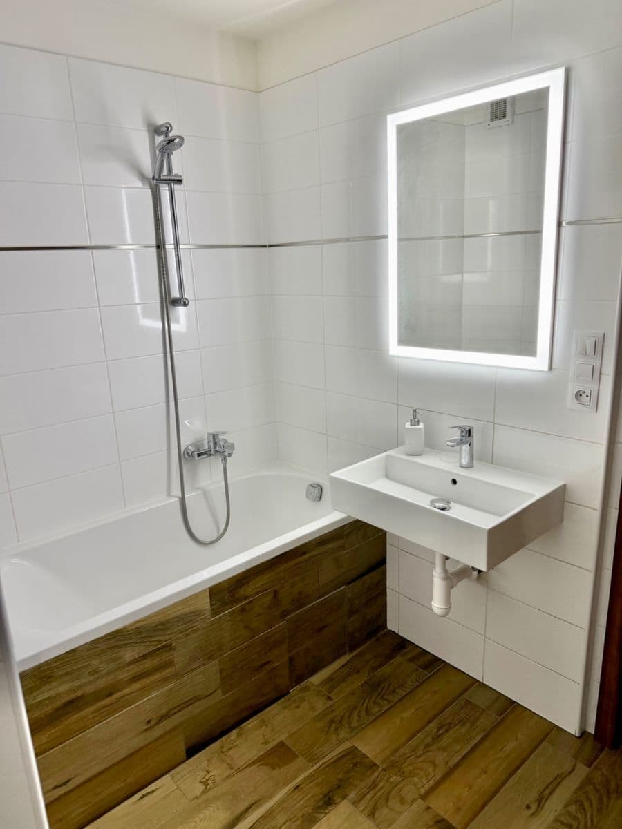 Pronájem bytu 3+kk 60 m², Habartická, Praha, Praha Pronájem bytu 3+kk 60 m², Habartická, Praha, Praha
