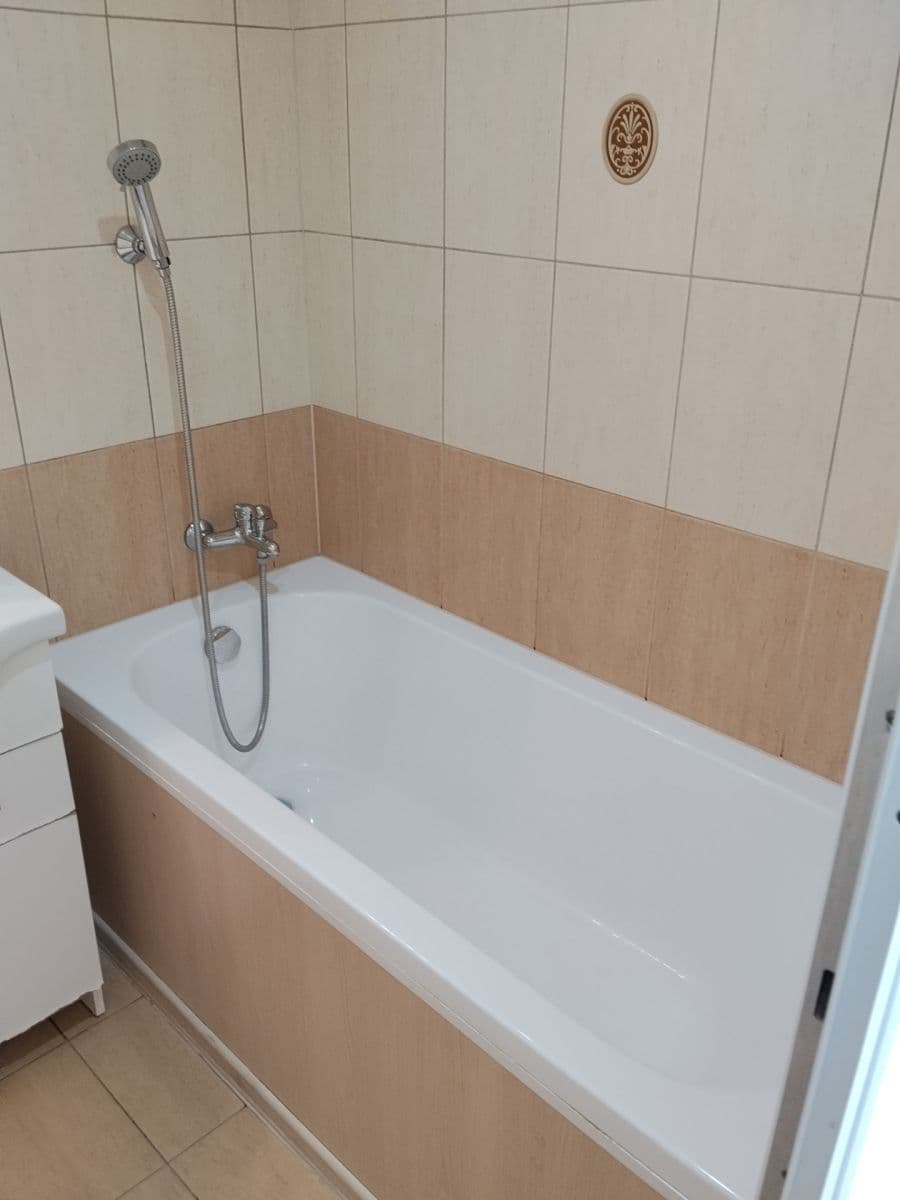 Pronájem bytu 2+1 62 m², Březenecká, Chomutov, Ústecký kraj Pronájem bytu 2+1 62 m², Březenecká, Chomutov, Ústecký kraj
