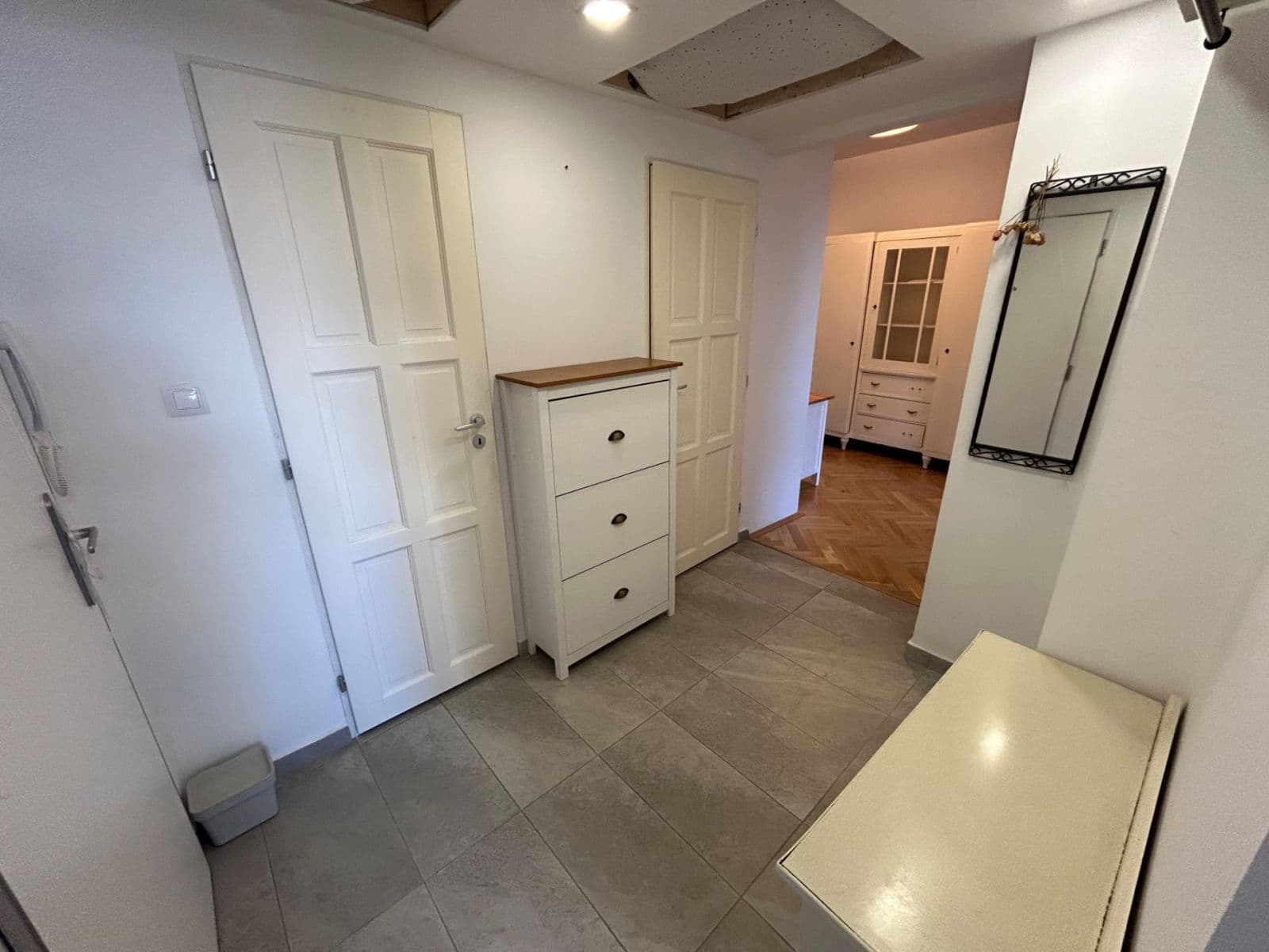 Pronájem bytu 2+kk 64 m², Stroupežnického, Praha, Praha Pronájem bytu 2+kk 64 m², Stroupežnického, Praha, Praha