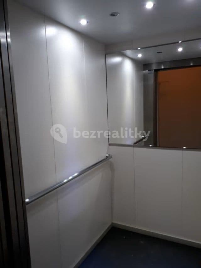 Pronájem bytu 1+kk 28 m², Václava Trojana, Praha, Praha Pronájem bytu 1+kk 28 m², Václava Trojana, Praha, Praha