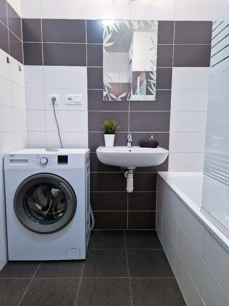 Pronájem bytu 1+kk 28 m², Václava Trojana, Praha, Praha Pronájem bytu 1+kk 28 m², Václava Trojana, Praha, Praha