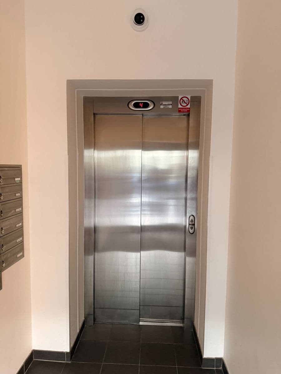 Pronájem bytu 1+kk 27 m², Cacovická, Brno, Jihomoravský kraj Pronájem bytu 1+kk 27 m², Cacovická, Brno, Jihomoravský kraj