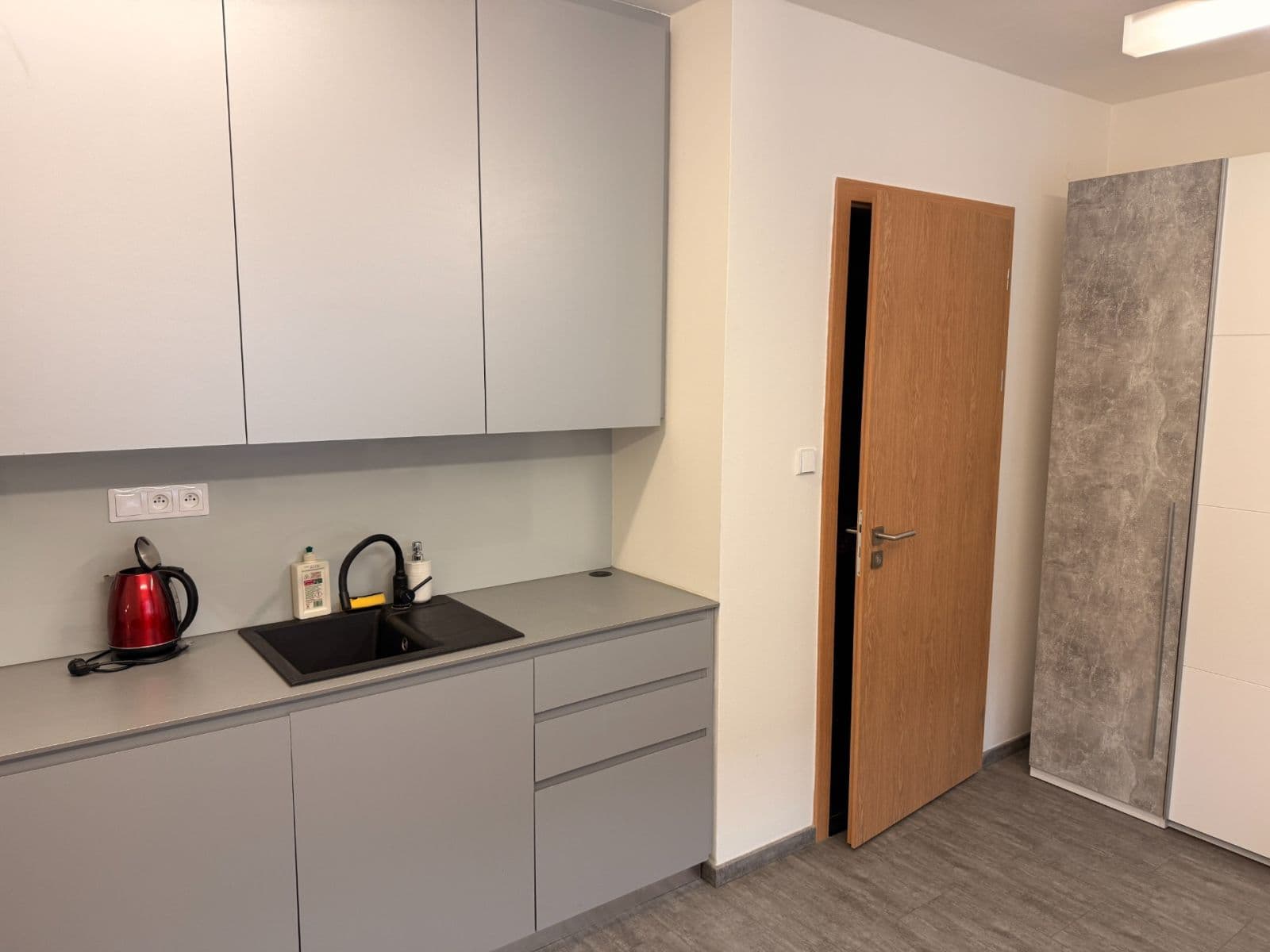 Pronájem bytu 1+kk 27 m², Cacovická, Brno, Jihomoravský kraj Pronájem bytu 1+kk 27 m², Cacovická, Brno, Jihomoravský kraj