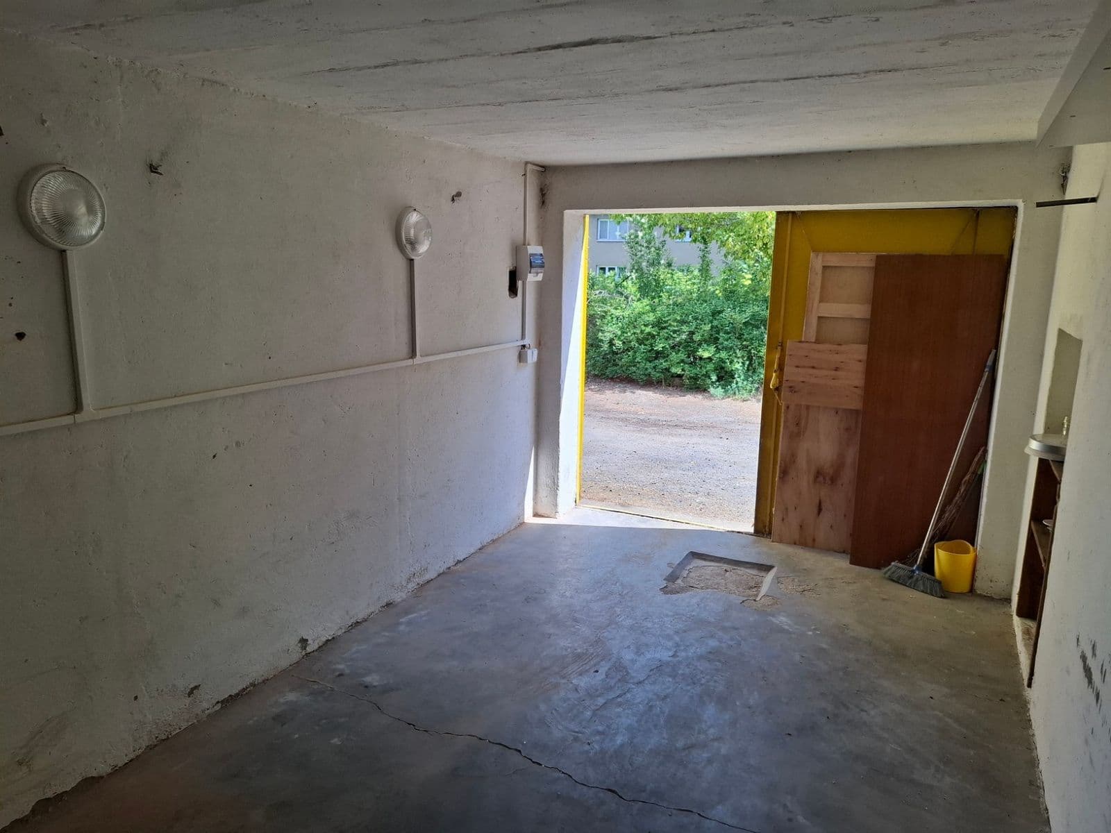 Pronájem garáže 16 m², Matzenauerova, Brno, Jihomoravský kraj Pronájem garáže 16 m², Matzenauerova, Brno, Jihomoravský kraj