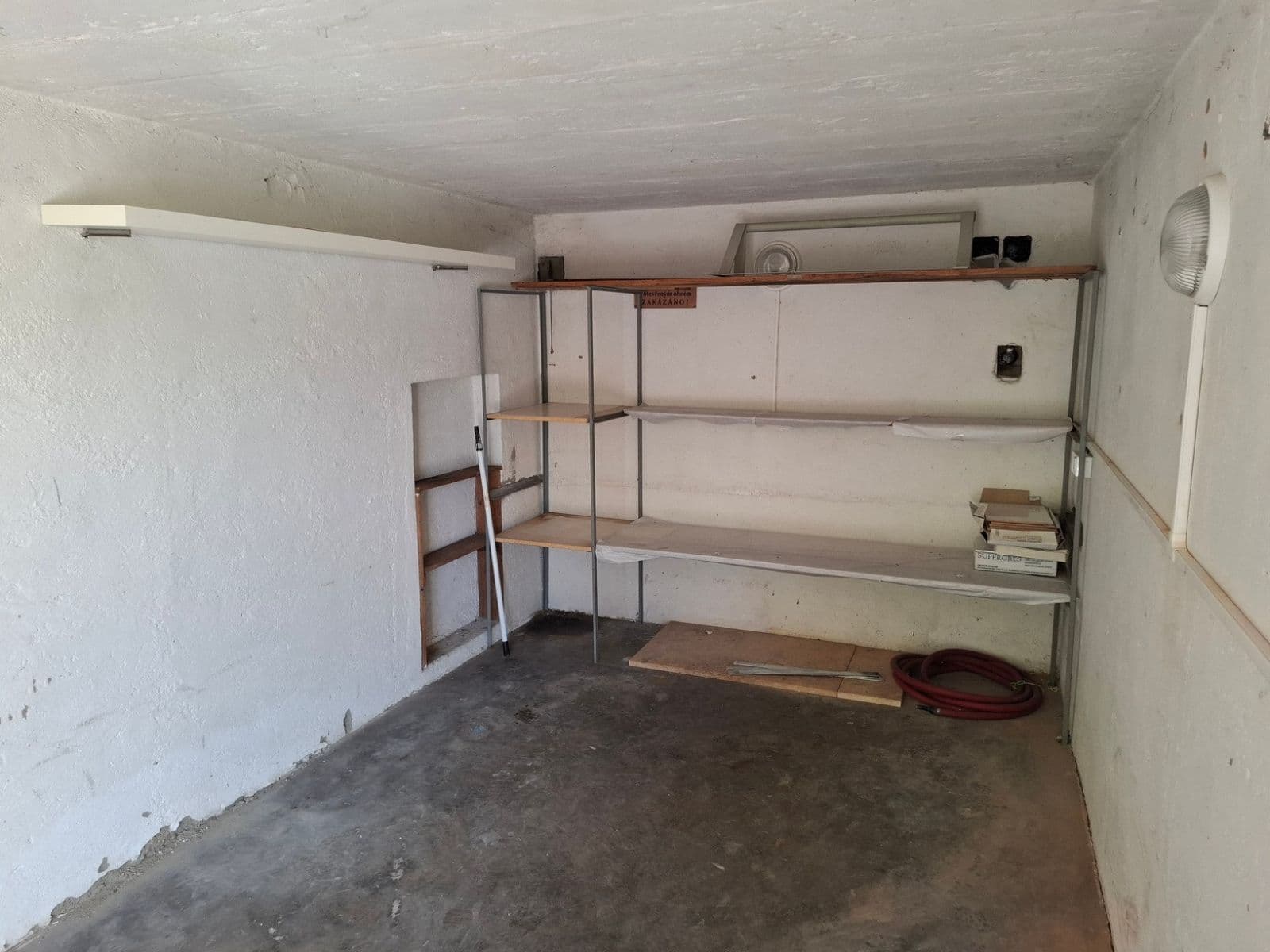 Pronájem garáže 16 m², Matzenauerova, Brno, Jihomoravský kraj Pronájem garáže 16 m², Matzenauerova, Brno, Jihomoravský kraj