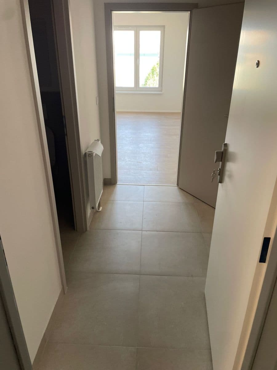 Pronájem bytu 1+kk 27 m², Za Penzionem, Mohelnice, Olomoucký kraj Pronájem bytu 1+kk 27 m², Za Penzionem, Mohelnice, Olomoucký kraj