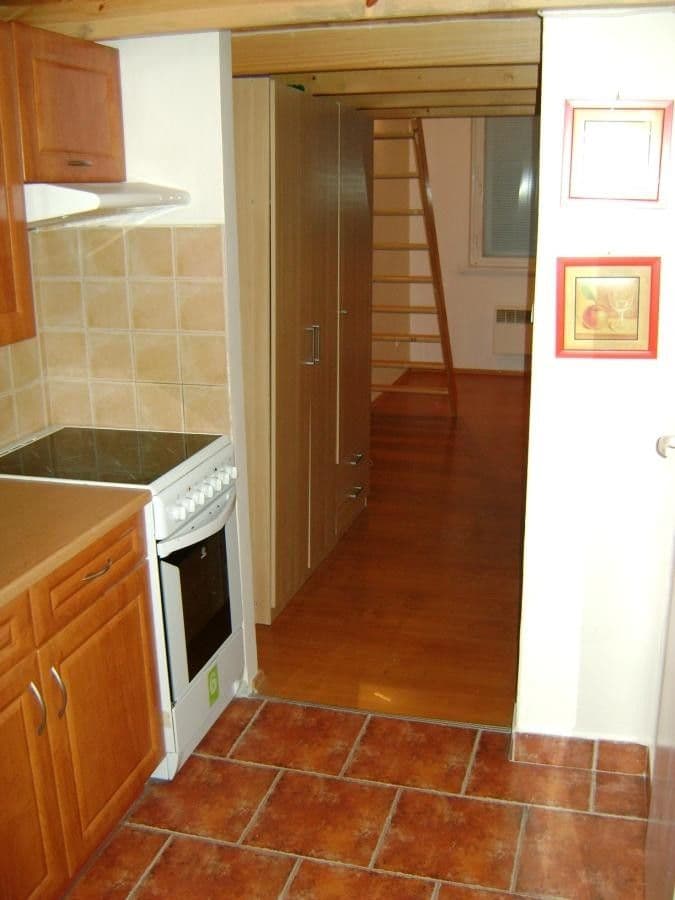 Pronájem bytu 1+kk 35 m², Černokostelecká, Praha, Praha Pronájem bytu 1+kk 35 m², Černokostelecká, Praha, Praha