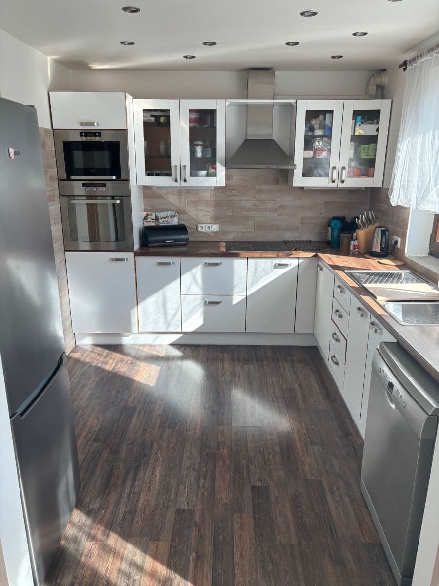 Prodej domu 176 m², pozemek 506 m², V Zátiší, Zdiby, Středočeský kraj Prodej domu 176 m², pozemek 506 m², V Zátiší, Zdiby, Středočeský kraj